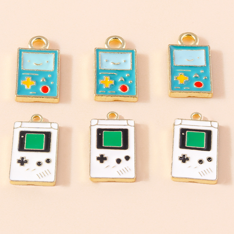 10ชิ้นจี้น่ารักสำหรับทำเครื่อง - Jewelry Making Game บทวิจารณ์และราคา